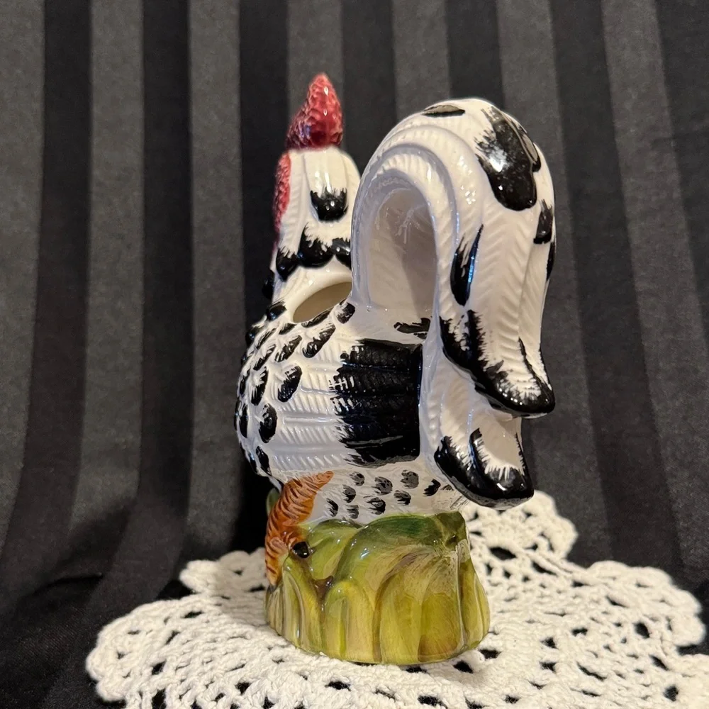 Realistic Looking Vintage Ceramic Rooster Creamer or Planter - Picture 12 of 16